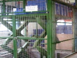 東莞大東(dong)電子公司閣樓貨(huò)貨梯4套